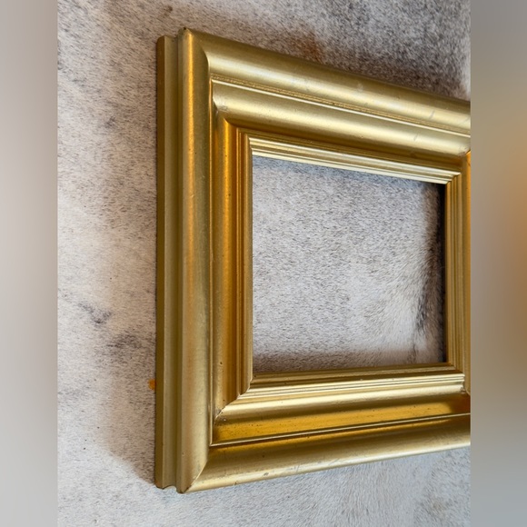 VINTAGE Wooden Shabby Chic Gold Empty Frame 10”x12” Opening 6”x8” Chunky Wood - Picture 4 of 15